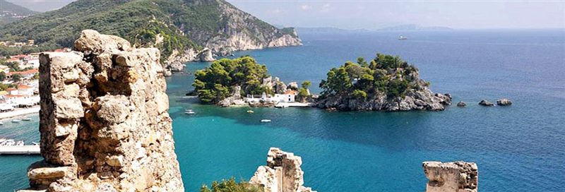 View from the castle walls over the islets and the sea